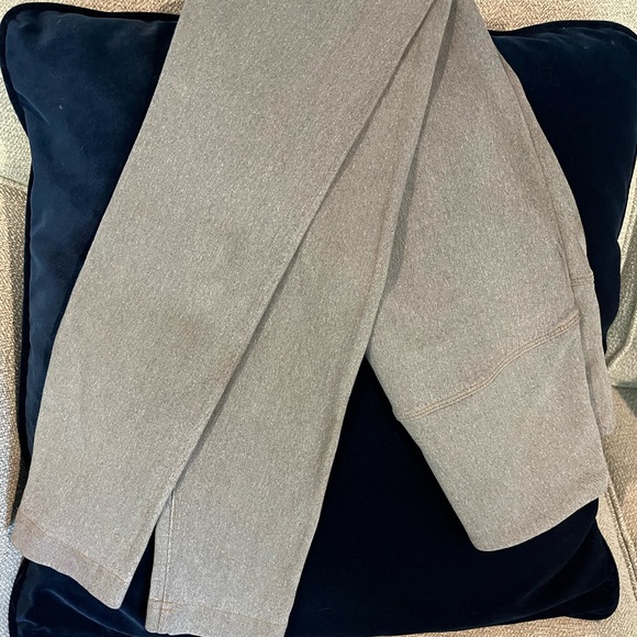 Lysse Denim Legging (28" Inseam) - Picture 3 of 7